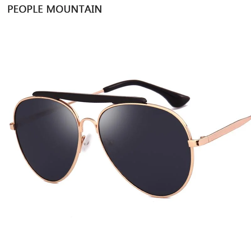 People Mountain New Fashion Sunglasses Men Driving Vintage Glasses Fishing Popular Gafas Classic Oculos De Sol Masculino 8825