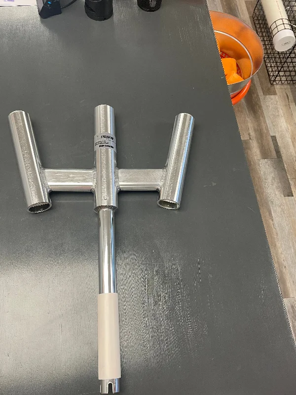 Triple Trident Rod Holder